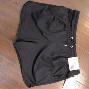 Soft stretch fabric shorts